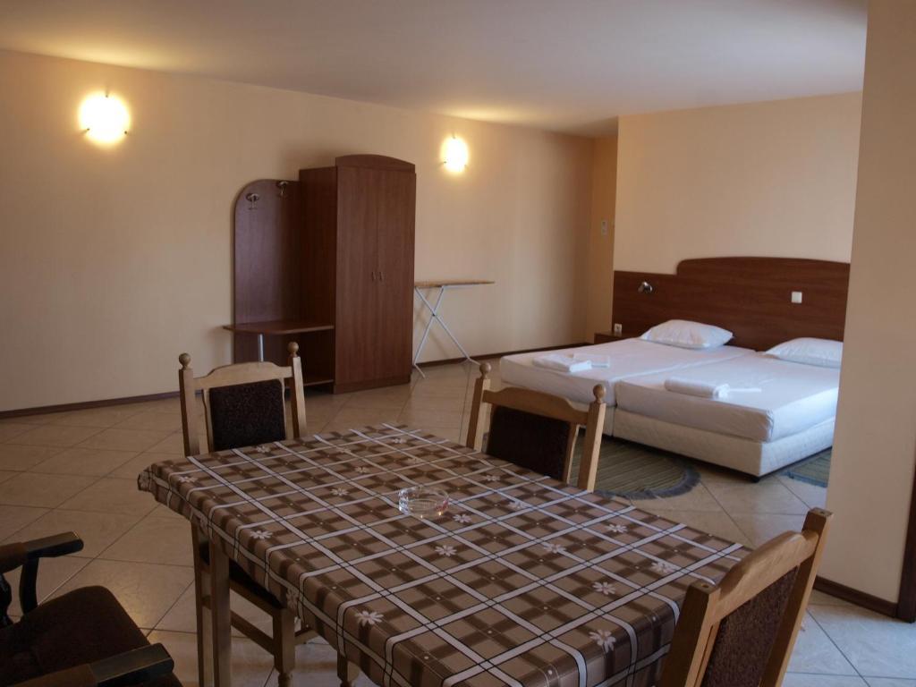 סוזופול Guestrooms Hema מראה חיצוני תמונה